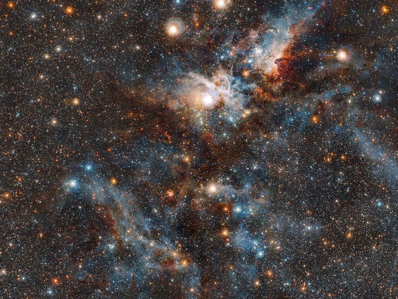 Телескоп VISTA сфотографировал в инфракрасных лучах одну из крупнейших туманностей Млечного Пути