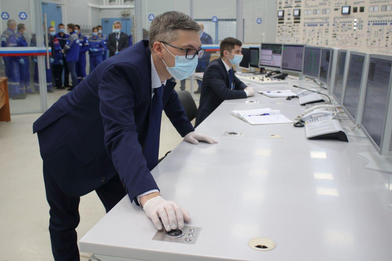 Новый энергоблок ЛАЭС с реактором ВВЭР-1200 выдал первые киловатт-часы в единую энергосистему России