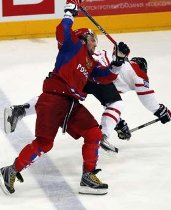 Россия расправилась с Канадой
