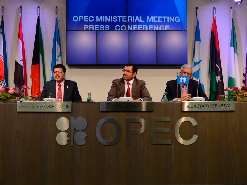 ОПЕК: сделка по сокращению объемов нефтедобычи