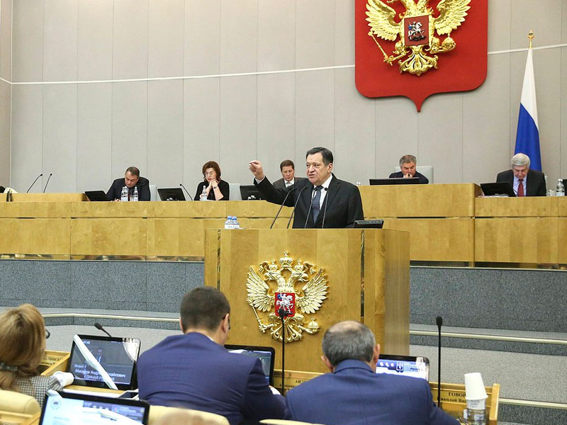 Бюджет уходит сенаторам