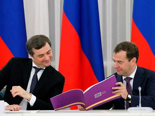Не разумеет. Чиновники отчитались о доходах