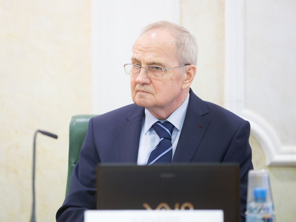 К Конституции без скальпеля