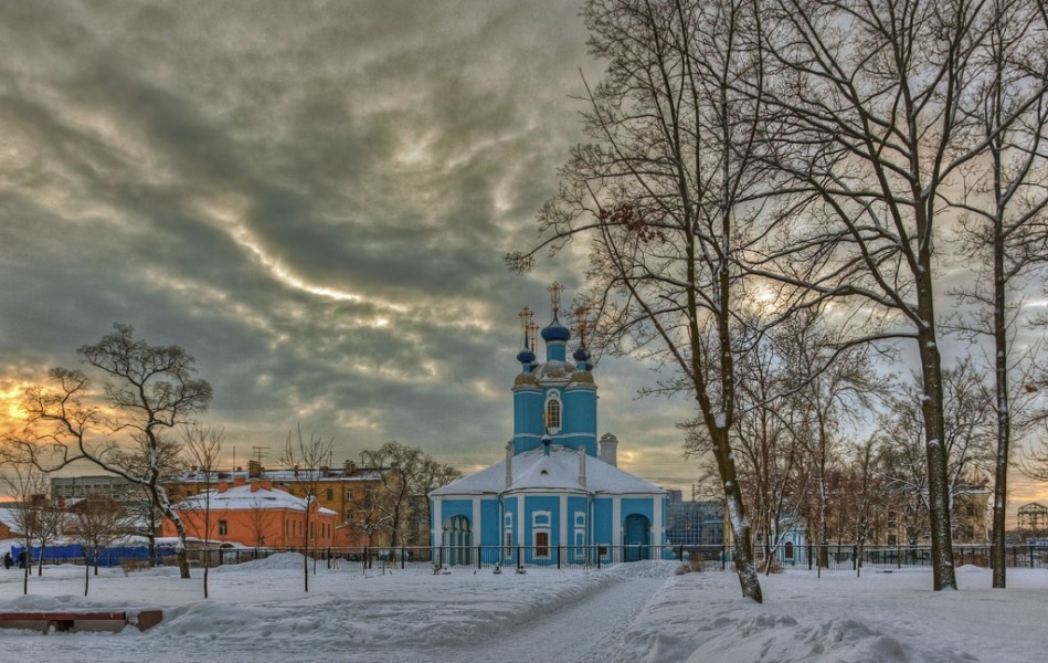 Минус храм
