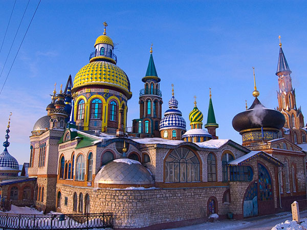 Храм всех религий остался недостроенным