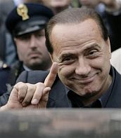 Берлускони стал трижды премьером