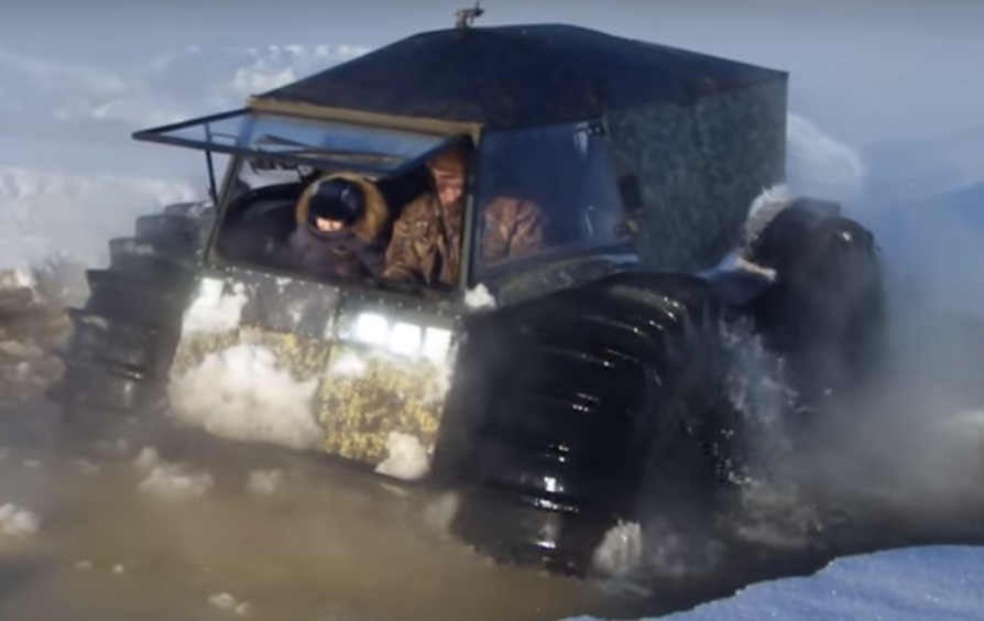 Видео дня. Русский внедорожник