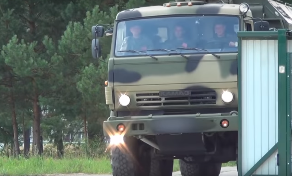 Видео дня. Установка экспериментального боевого лазера «Пересвет»