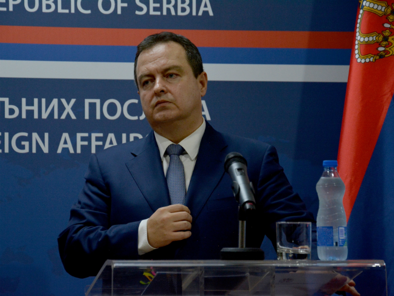 Видео дня. Глава МИД Сербии развлек Эрдогана турецкой песней