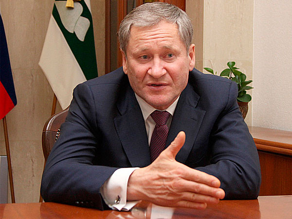 #100 СЛОВ. Курганский губернатор ушел в отставку