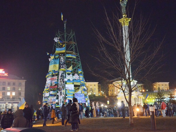 Майдан, вечер 4 декабря