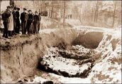 65 лет расстрелу поляков в Катыни