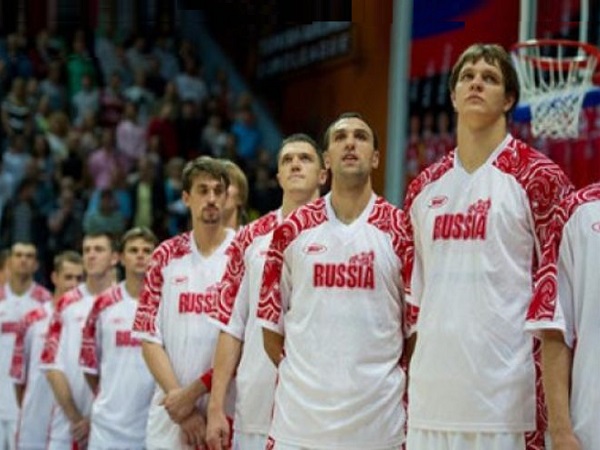 Мимо корзины
