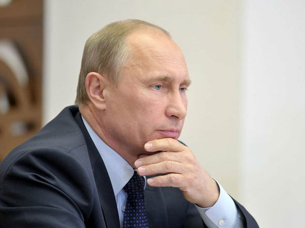 Путин снова выходит на связь