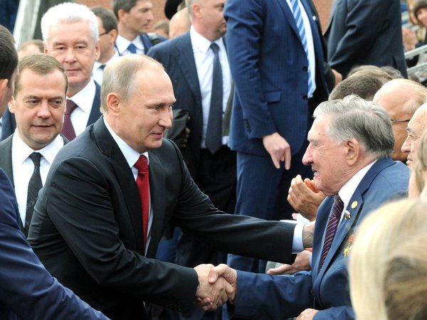 Путин поздравил москвичей с Днем города