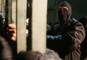 Молодая демократия расправилась с оппозицией