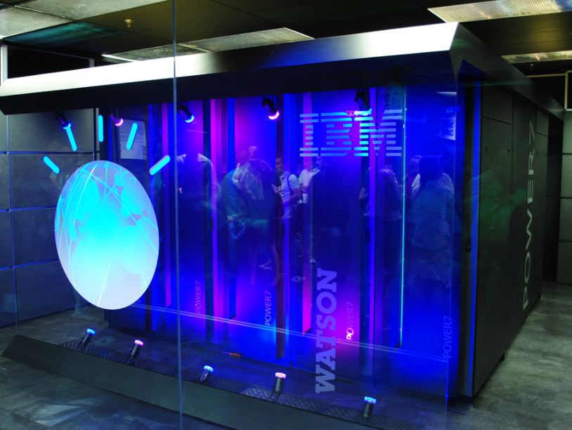 Суперкомпьютер IBM Watson поможет в лечении рака мозга