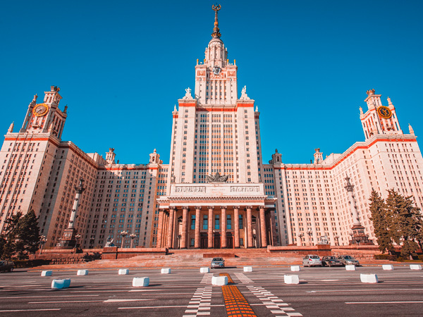 Под микроскопом