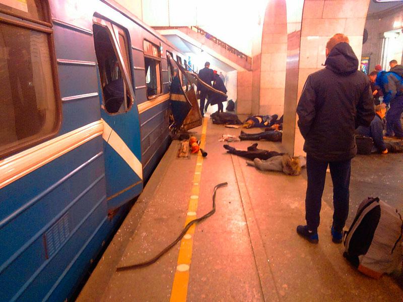 Вместо топа. Взрывы в метро Санкт-Петербурга