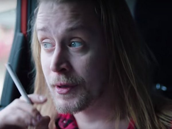Видео дня. Маколей Калкин снялся в мини-продолжении «Один дома»