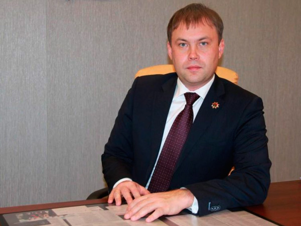 #100 СЛОВ. И.о. мэра Кемерова уволил всех заместителей