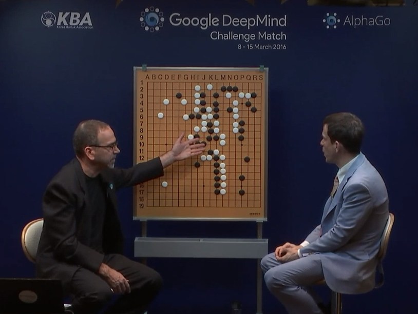 AlphaGo выиграла первую партию у Ли Седоля