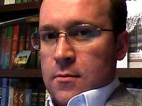 Политолог Михаил Тульский «Ведомостям» о том, какими проблемами русскоязычного населения на деле должны заниматься правительство и президент