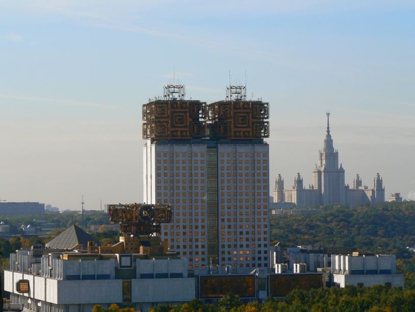 РАН премирует молодых ученых и студентов России