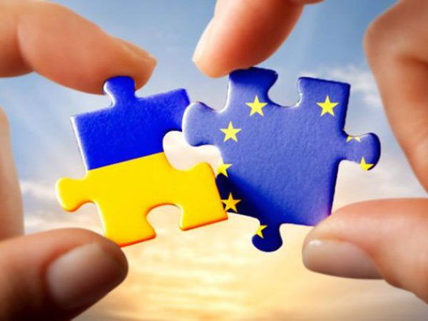 Над Украиной подвесили пошлины