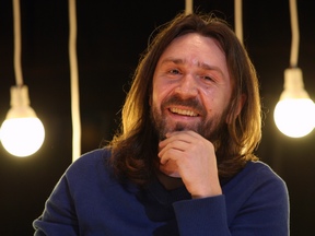 Сергей Шнуров: политический театр, клетка личности и ужас мира