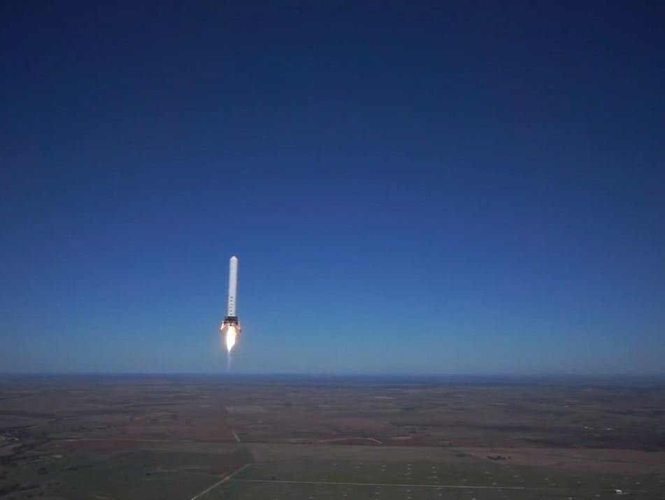 Первая ступень ракеты Falcon 9 прошла испытания и вернулась на точку старта