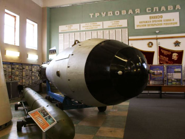 Под покровом гостайны