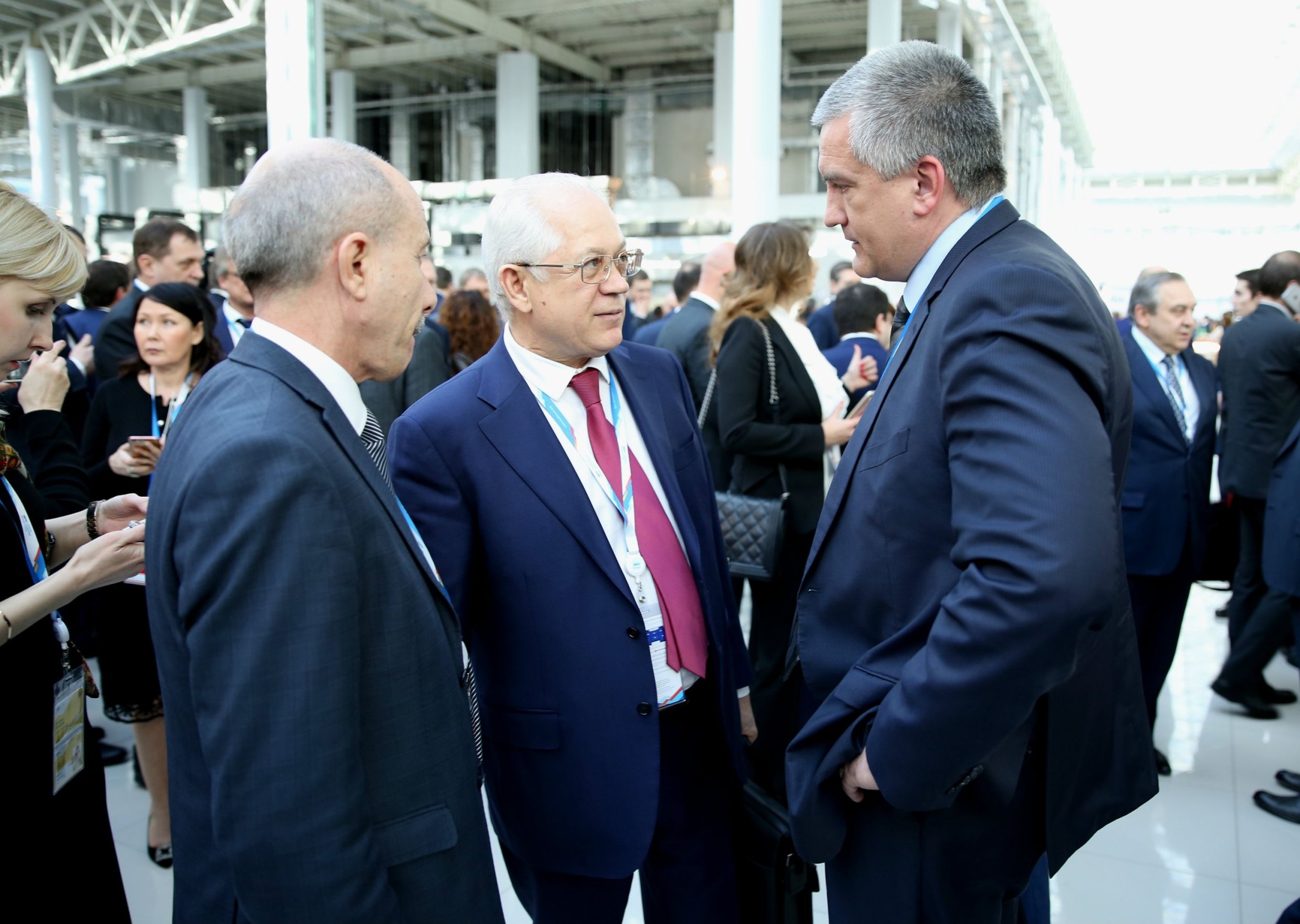 Крым обгоняет