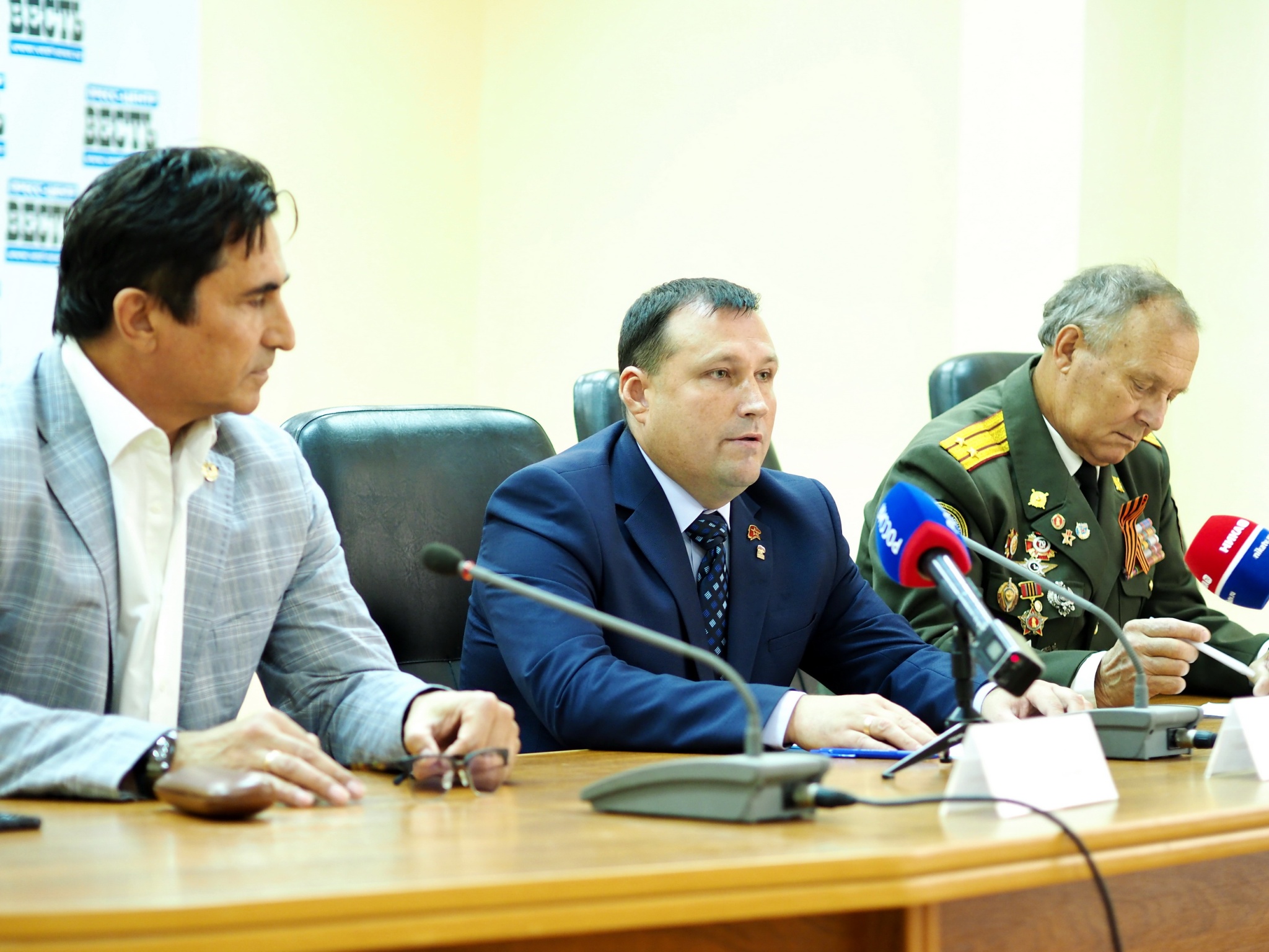В Калужской области стартовал общественный проект «Восславим флаг российский»
